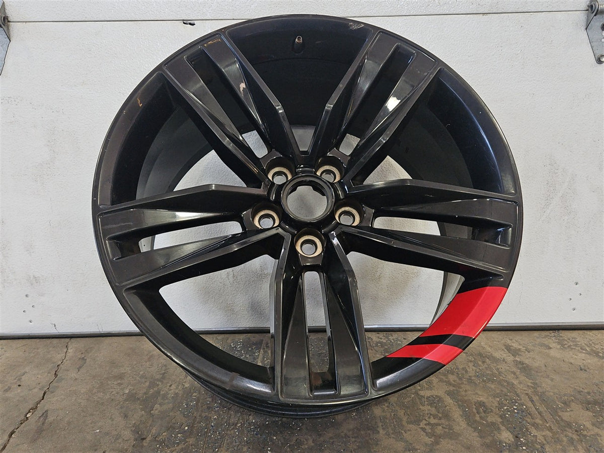 Used OEM 2016-2024 CAMARO 20 INCH REAR WHEEL 20X9 5 BLACK WITH RED, actual item photo 7