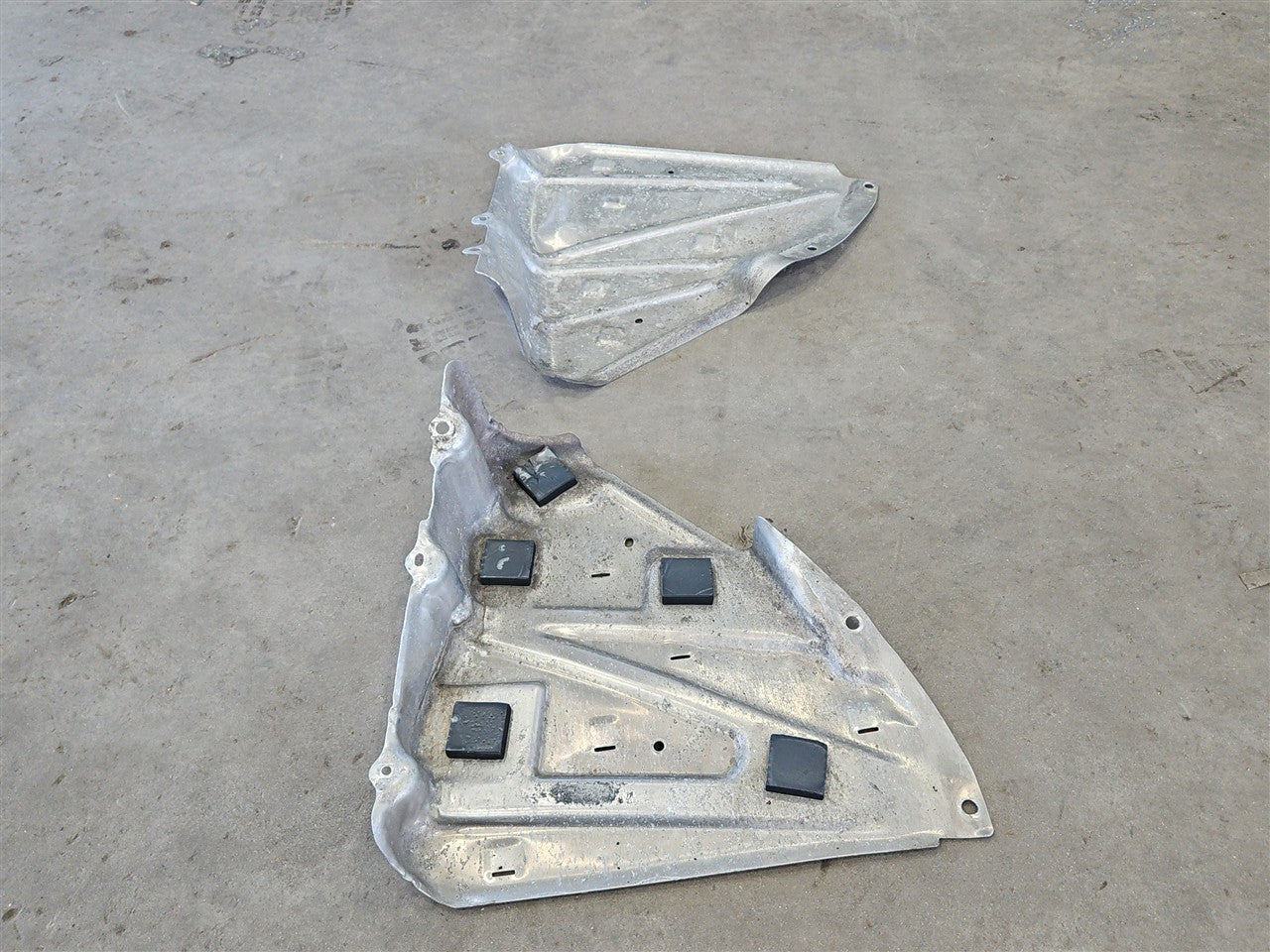 Used OEM 2003-2014 CORVETTE C5 C6 FUEL TANK HEAT SHIELDS MOUNTING, actual item photo 4