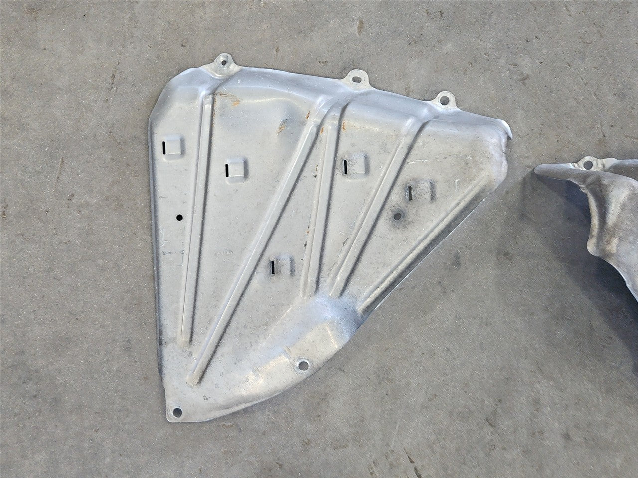 Used OEM 2003-2014 CORVETTE C5 C6 FUEL TANK HEAT SHIELDS MOUNTING, actual item photo 7