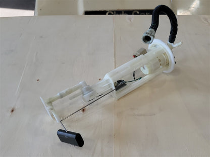 Used OEM 2004-2013 CORVETTE C6 FUEL TRANSFER PUMP ASSEMBLY PASSENGER, actual item photo 8