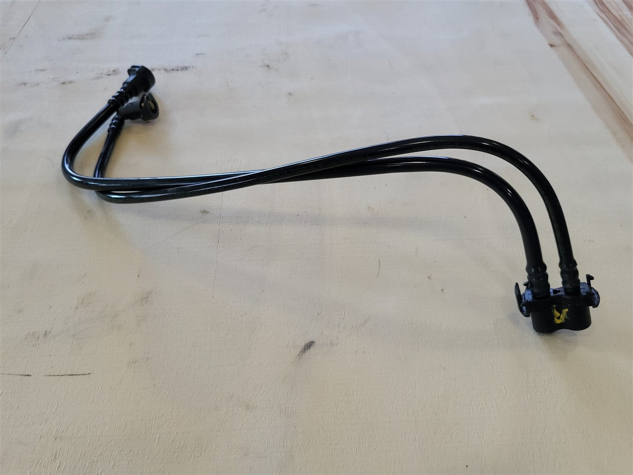 Used OEM 2003-2013 CORVETTE C5 RH PASSENGER FUEL FEED & RETURN, actual item photo 1