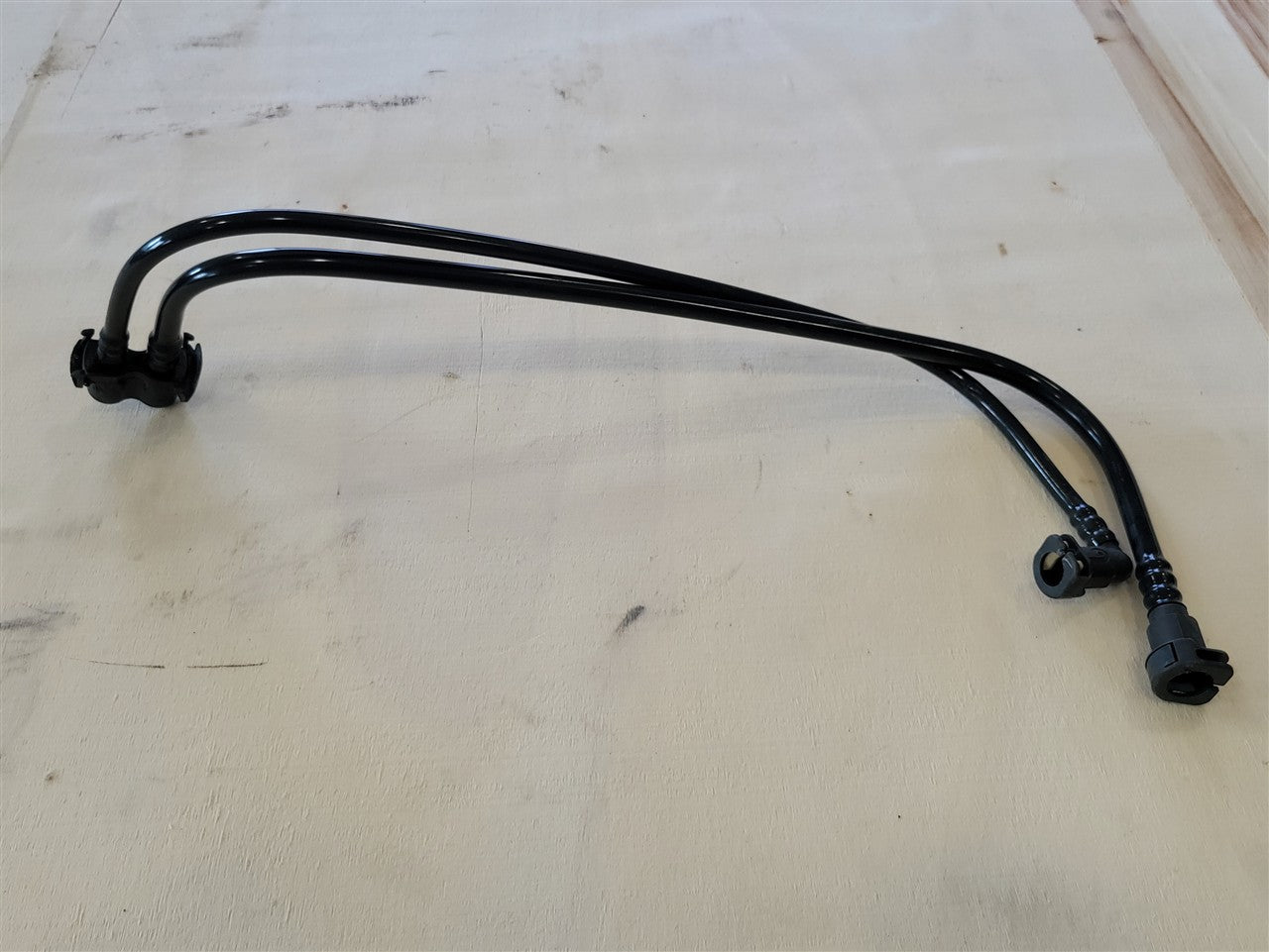 Used OEM 2003-2013 CORVETTE C5 RH PASSENGER FUEL FEED & RETURN, actual item photo 4