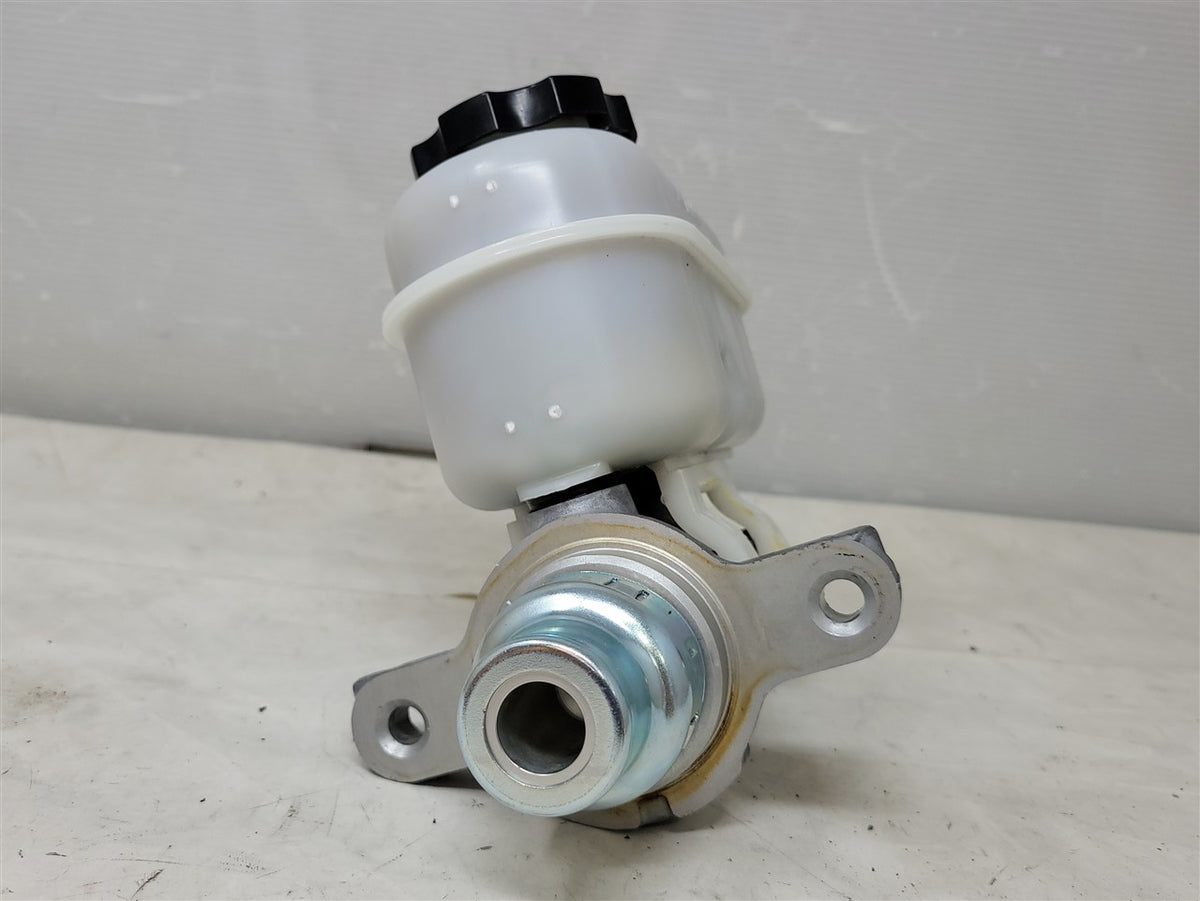 Used OEM 2009-2013 CORVETTE C6 2009 XLR BRAKE MASTER CYLINDER 69K, actual item photo 3