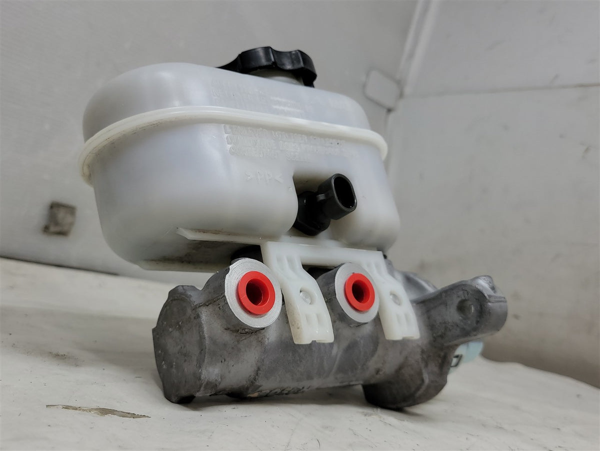 Used OEM 2009-2013 CORVETTE C6 2009 XLR BRAKE MASTER CYLINDER 69K, actual item photo 9