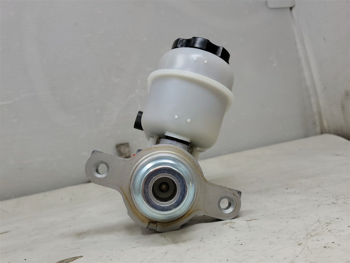 Used OEM 2009-2013 CORVETTE C6 2009 XLR BRAKE MASTER CYLINDER 69K, actual item photo 12