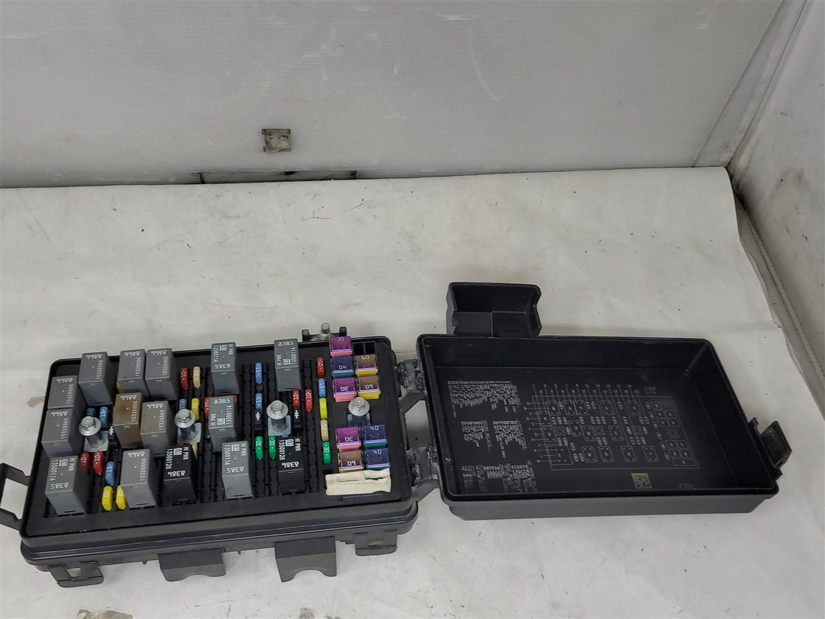 Used OEM 2009-2013 CORVETTE C6 ENGINE BAY FUSE BOX OEM LS3 WITH LID, actual item photo 7