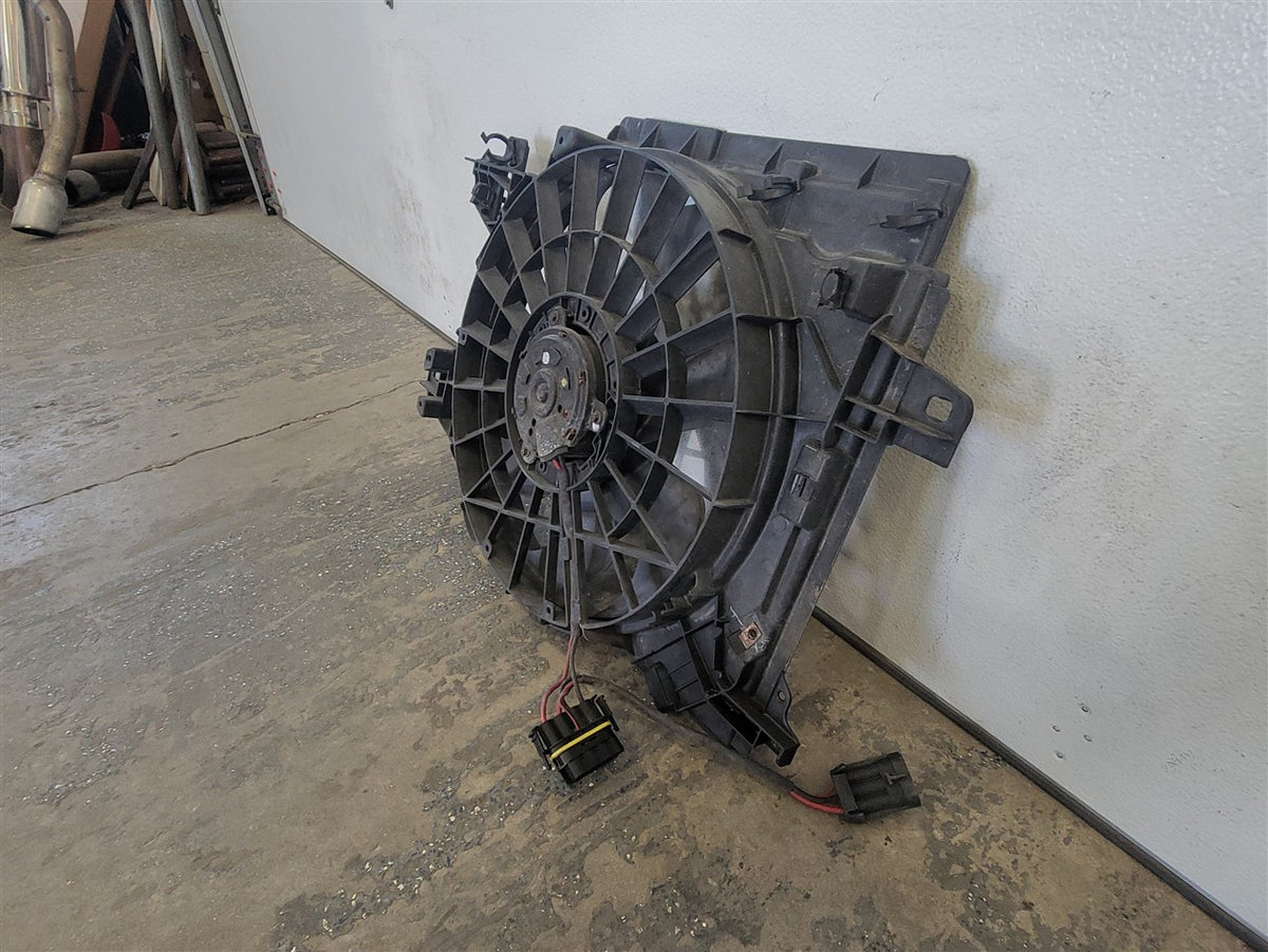 Used OEM 2005-2013 CORVETTE C6 / 2005-2009 XLR OEM ENGINE RADIATOR, actual item photo 7