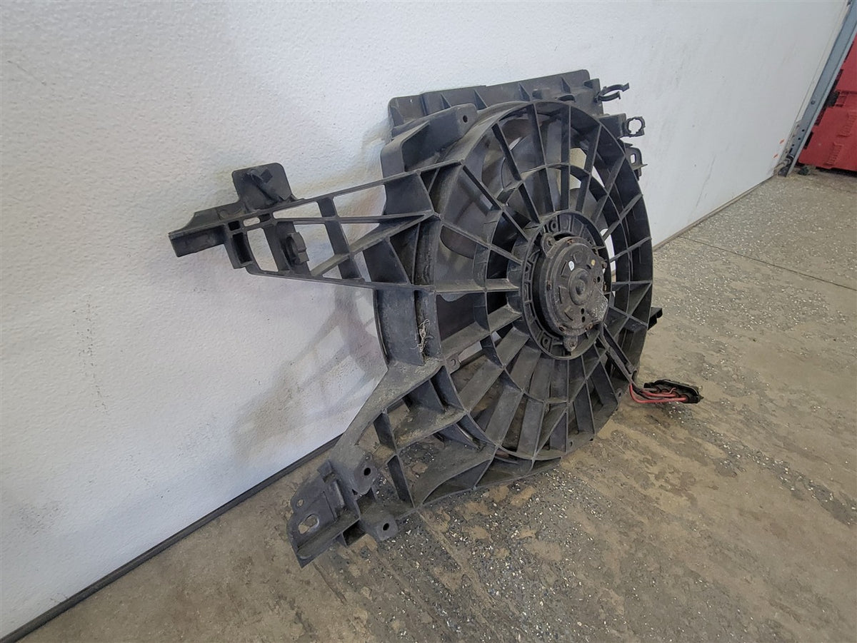 Used OEM 2005-2013 CORVETTE C6 / 2005-2009 XLR OEM ENGINE RADIATOR, actual item photo 8