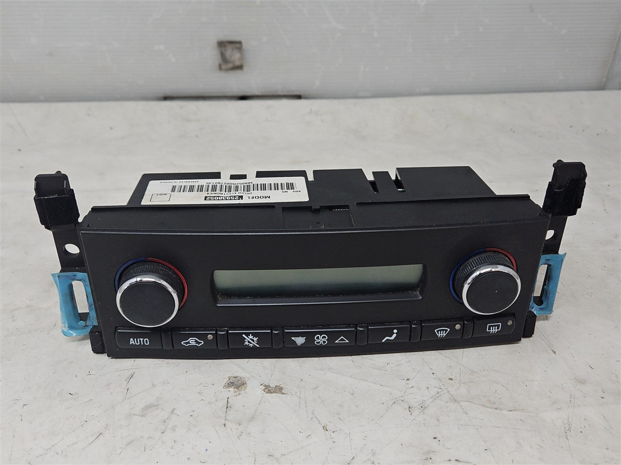 Used OEM 2005-2013 CORVETTE C6 DIGITAL CLIMATE TEMPERATURE CONTROLS, actual item photo 1