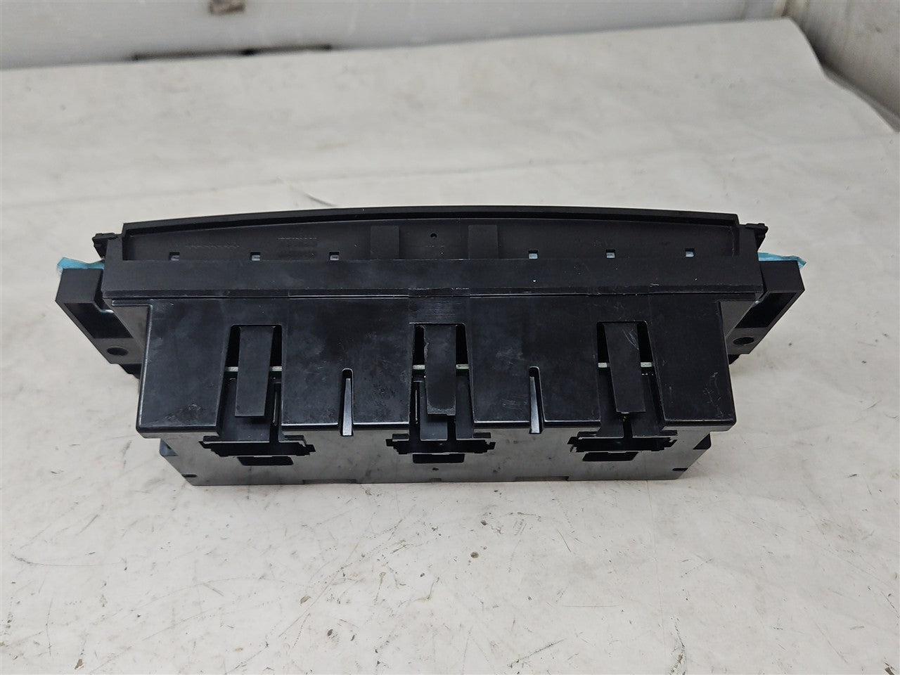 Used OEM 2005-2013 CORVETTE C6 DIGITAL CLIMATE TEMPERATURE CONTROLS, actual item photo 8
