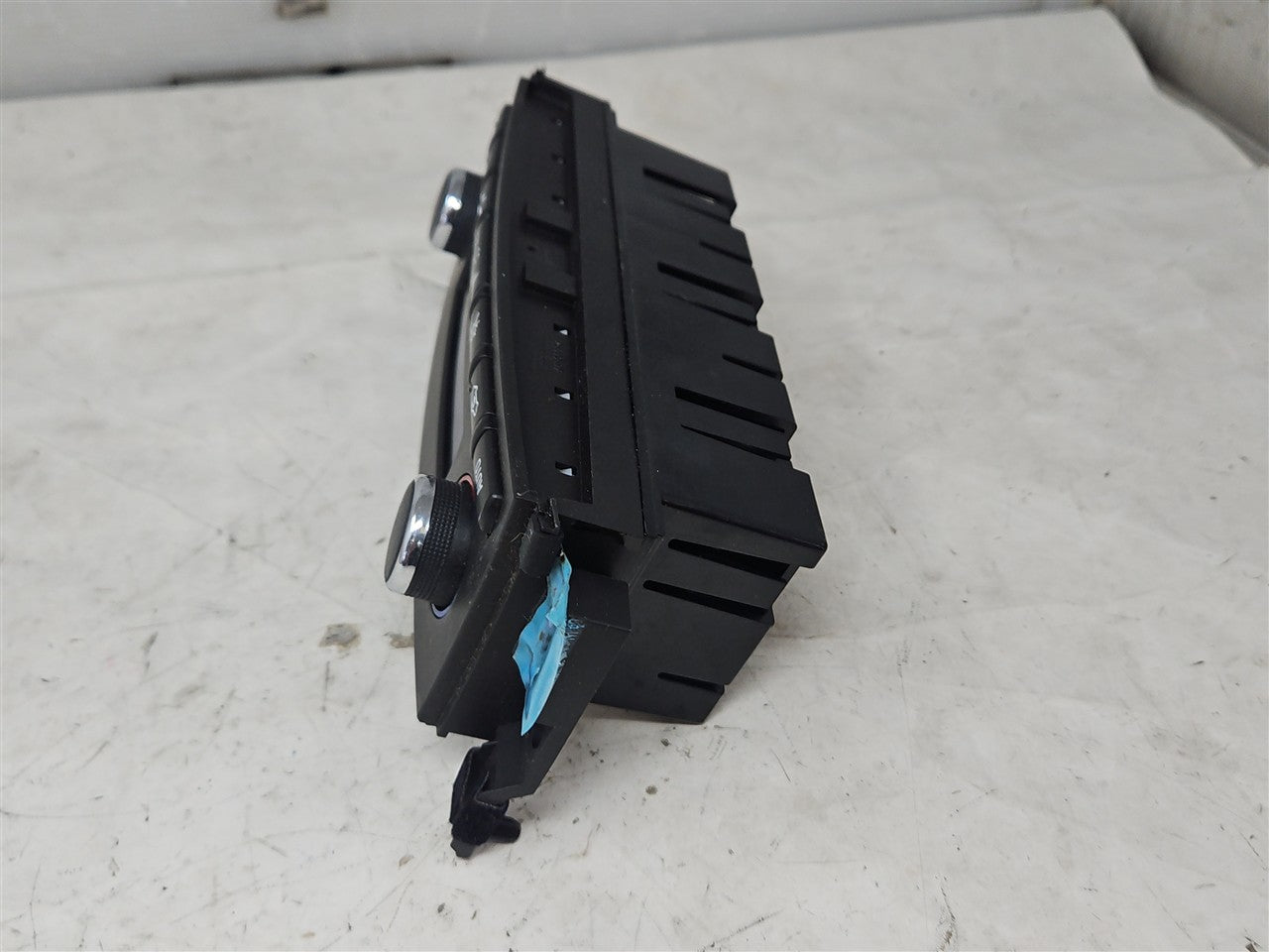 Used OEM 2005-2013 CORVETTE C6 DIGITAL CLIMATE TEMPERATURE CONTROLS, actual item photo 9