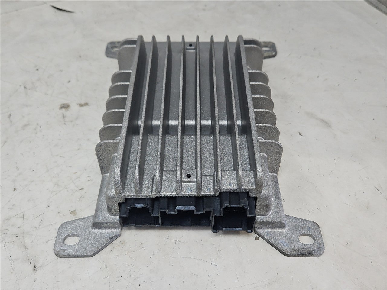 Used OEM 2009-2012 CORVETTE C6 BOSE AMP RADIO AMPLIFIER 25972199, actual item photo 4