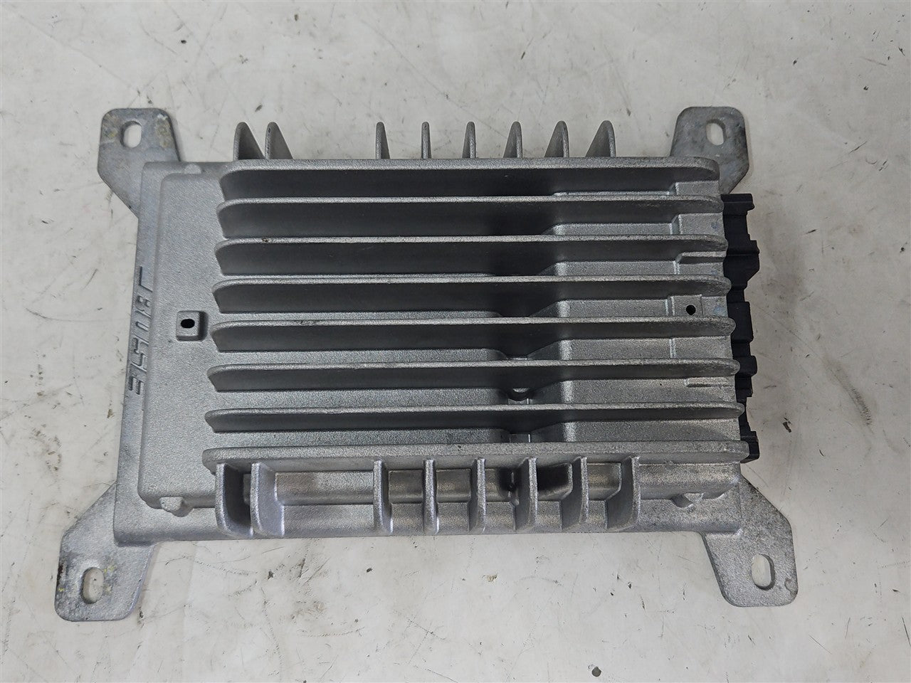 Used OEM 2009-2012 CORVETTE C6 BOSE AMP RADIO AMPLIFIER 25972199, actual item photo 5