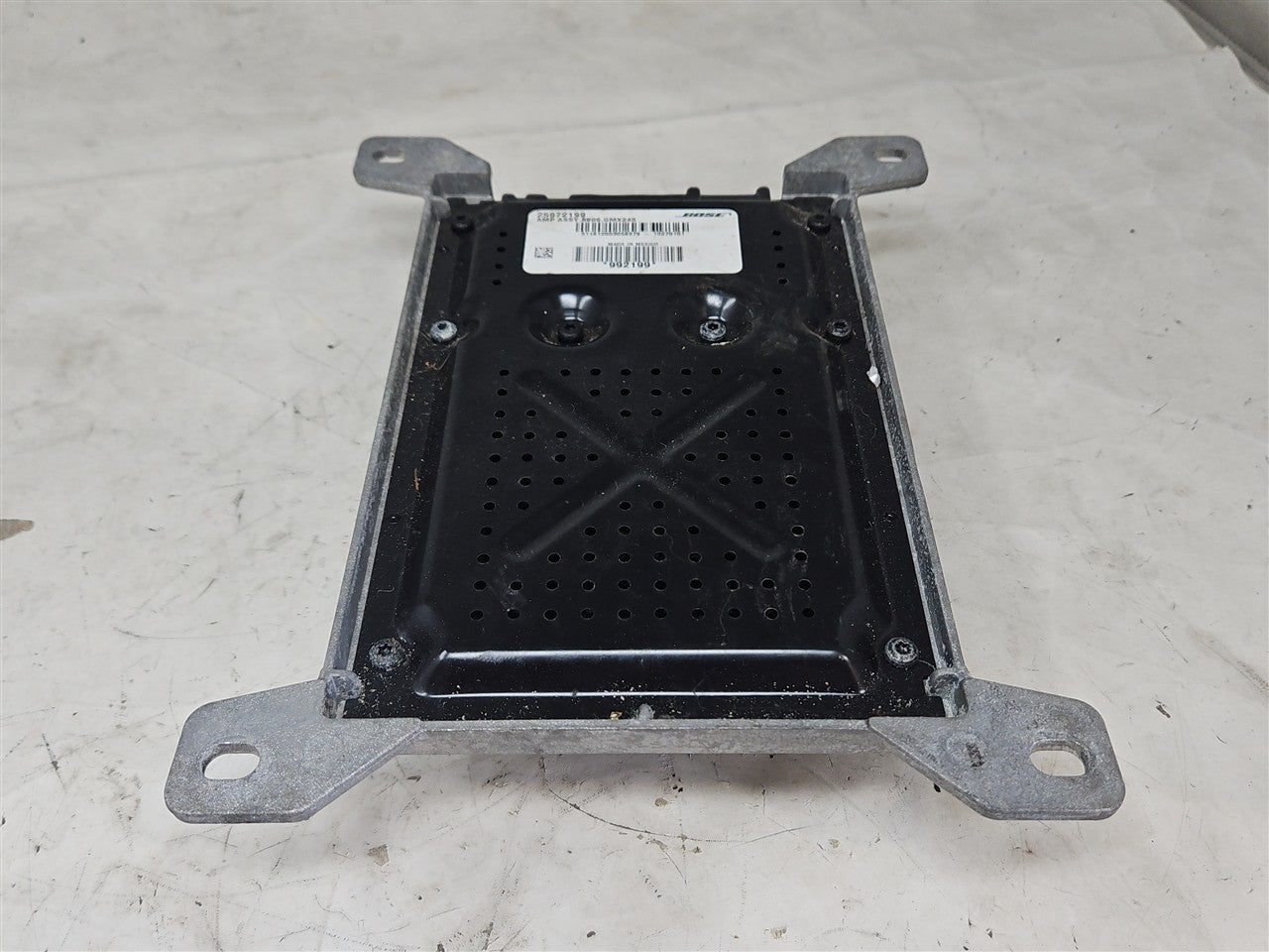 Used OEM 2009-2012 CORVETTE C6 BOSE AMP RADIO AMPLIFIER 25972199, actual item photo 9