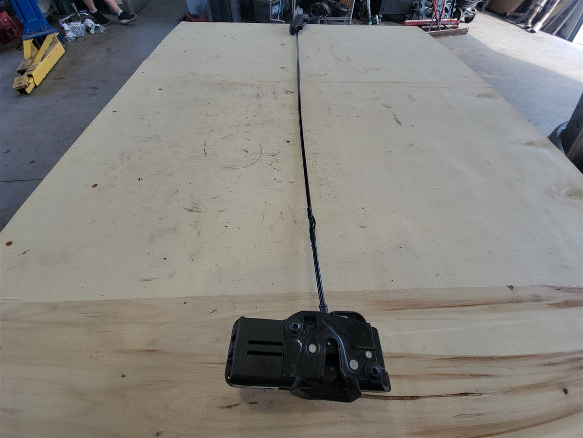 Used OEM 2005-2013 CORVETTE C6 OEM PASSENGER RH DOOR LATCH AND, actual item photo 6