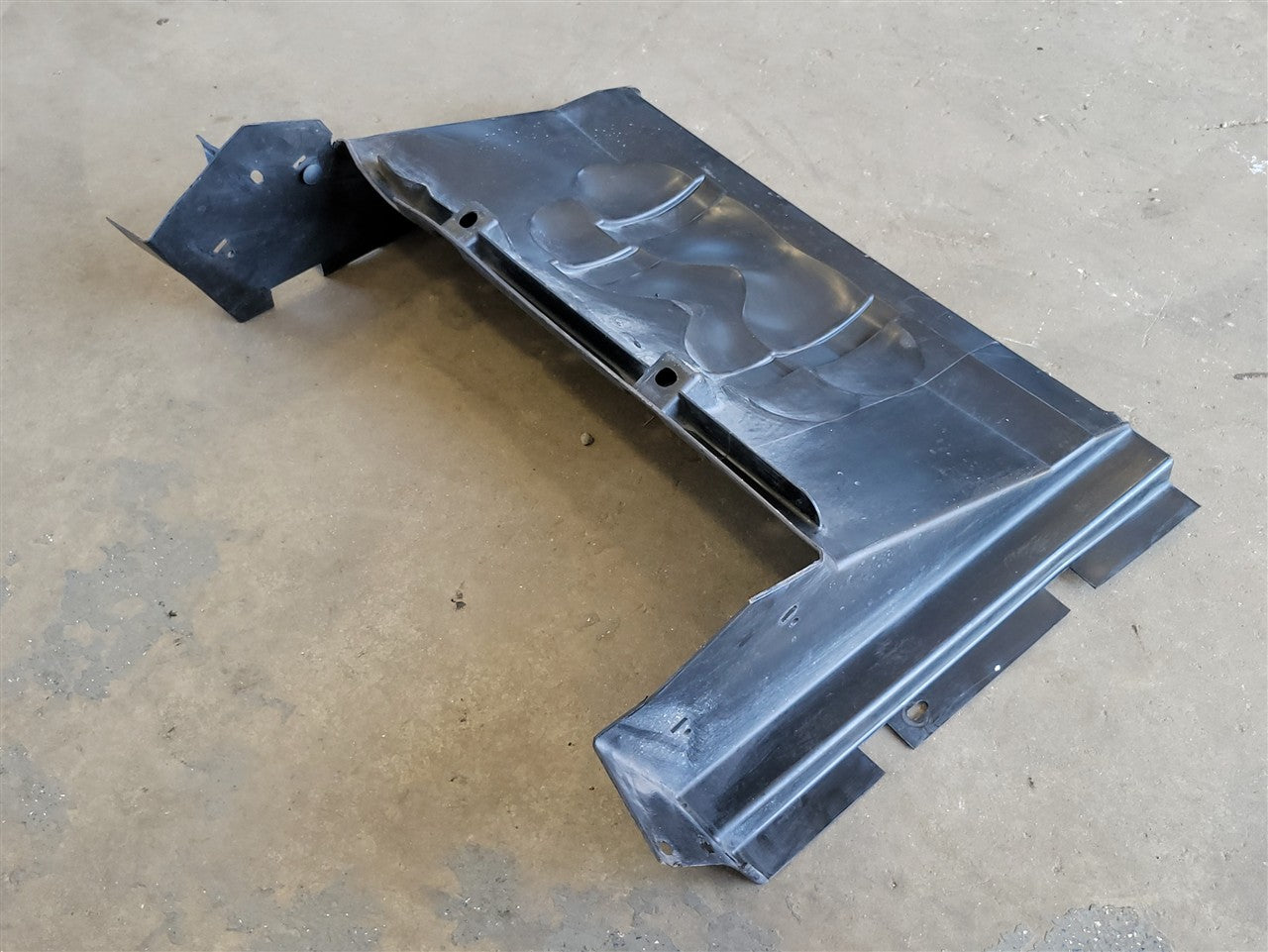Used OEM 2005-2013 CORVETTE C6 FRONT RADIATOR SHROUD AIR BAFFLE, actual item photo 3