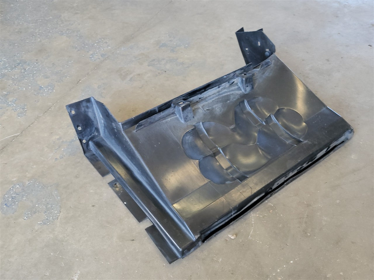 Used OEM 2005-2013 CORVETTE C6 FRONT RADIATOR SHROUD AIR BAFFLE, actual item photo 5