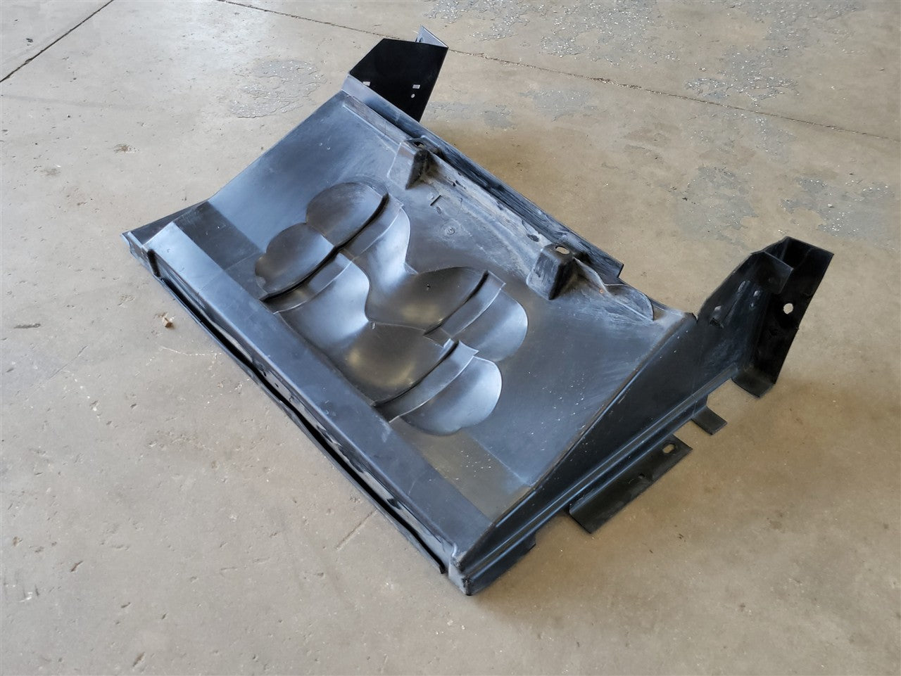 Used OEM 2005-2013 CORVETTE C6 FRONT RADIATOR SHROUD AIR BAFFLE, actual item photo 7