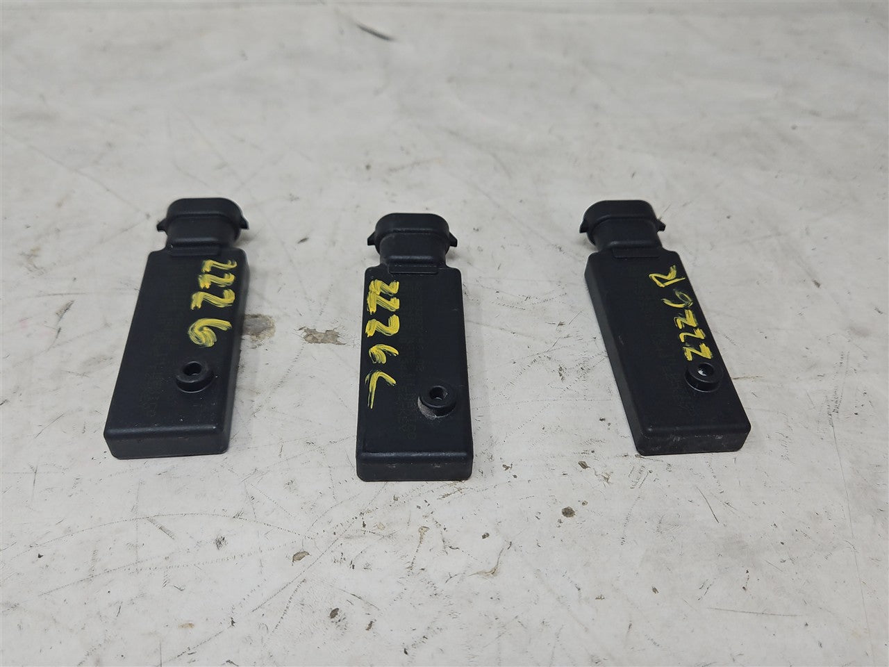 Used OEM 2005 CORVETTE XLR C6 SET OF 3 KEYLESS ENTRY ANTENNA MODULES, actual item photo 3