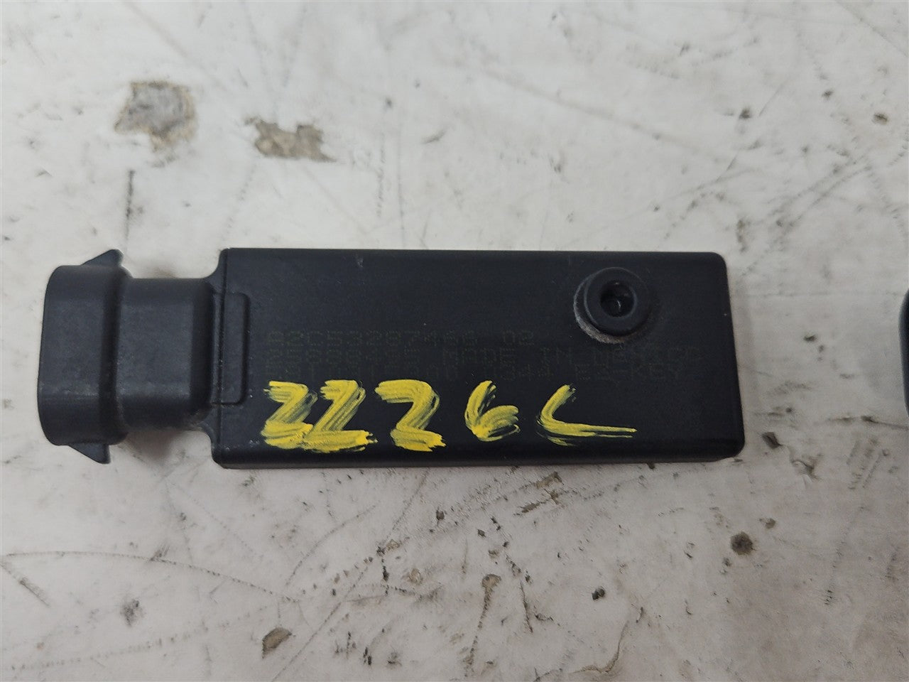 Used OEM 2005 CORVETTE XLR C6 SET OF 3 KEYLESS ENTRY ANTENNA MODULES, actual item photo 6
