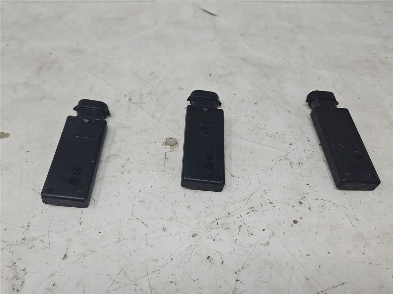 Used OEM 2005 CORVETTE XLR C6 SET OF 3 KEYLESS ENTRY ANTENNA MODULES, actual item photo 10
