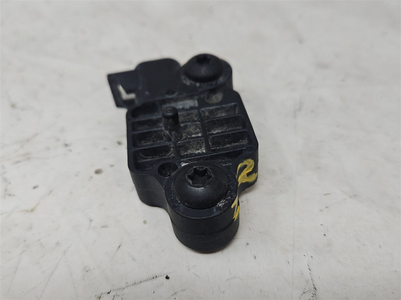 Used OEM 2005-2013 CORVETTE C6 OEM FRONT END CRASH SENSOR 10302875, actual item photo 7