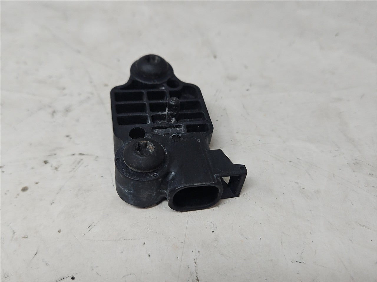 Used OEM 2005-2013 CORVETTE C6 OEM FRONT END CRASH SENSOR 10302875, actual item photo 9