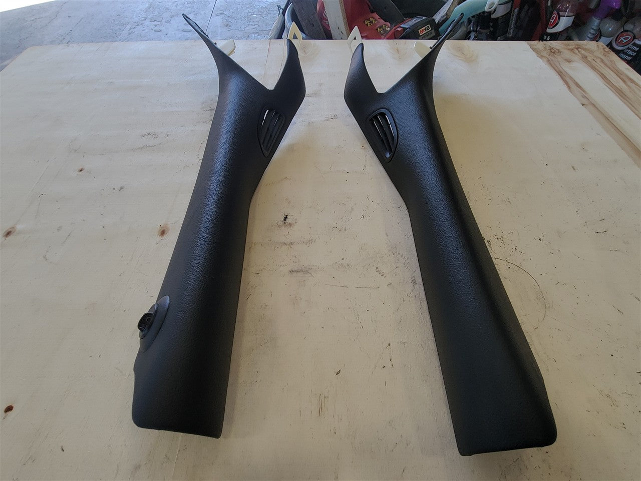Used OEM 2005-2013 CORVETTE C6 INTERIOR A-PILLAR TRIM PAIR BLACK, actual item photo 2