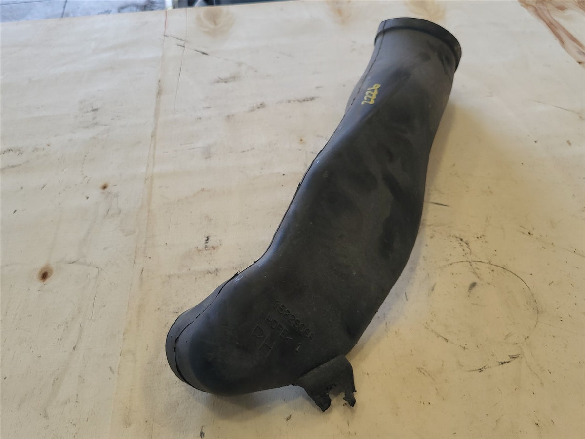 Used OEM 2005-2013 CORVETTE C6 FRONT PASSENGER RH BRAKE COOLING DUCT, actual item photo 8