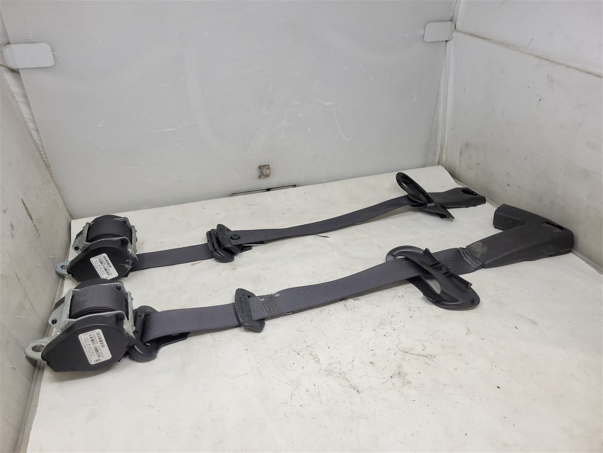Used OEM 2005-2012 CORVETTE C6 FRONT SEAT BELTS PAIR LH RH BLACK, actual item photo 3
