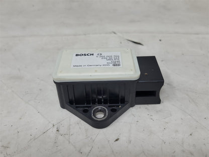 Used OEM 2009-2013 CORVETTE C6 BOSCH YAW RATE LATERAL SENSOR 25930324, actual item photo 2