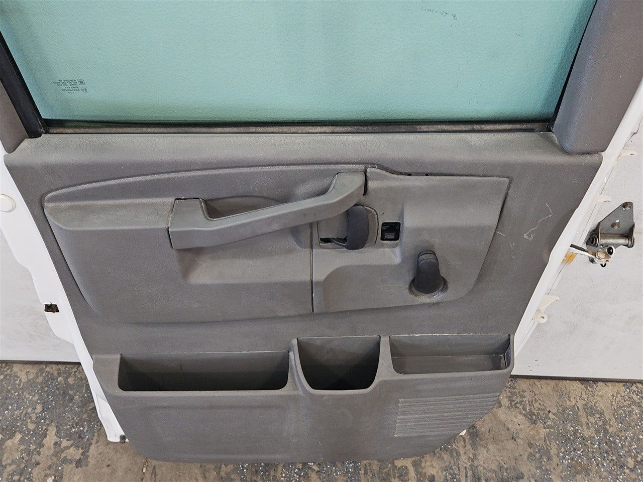 Used OEM 2016-2024 EXPRESS 2500 VAN EXPRESS 3500 VAN SAVANA 2500 VAN, actual item photo 16