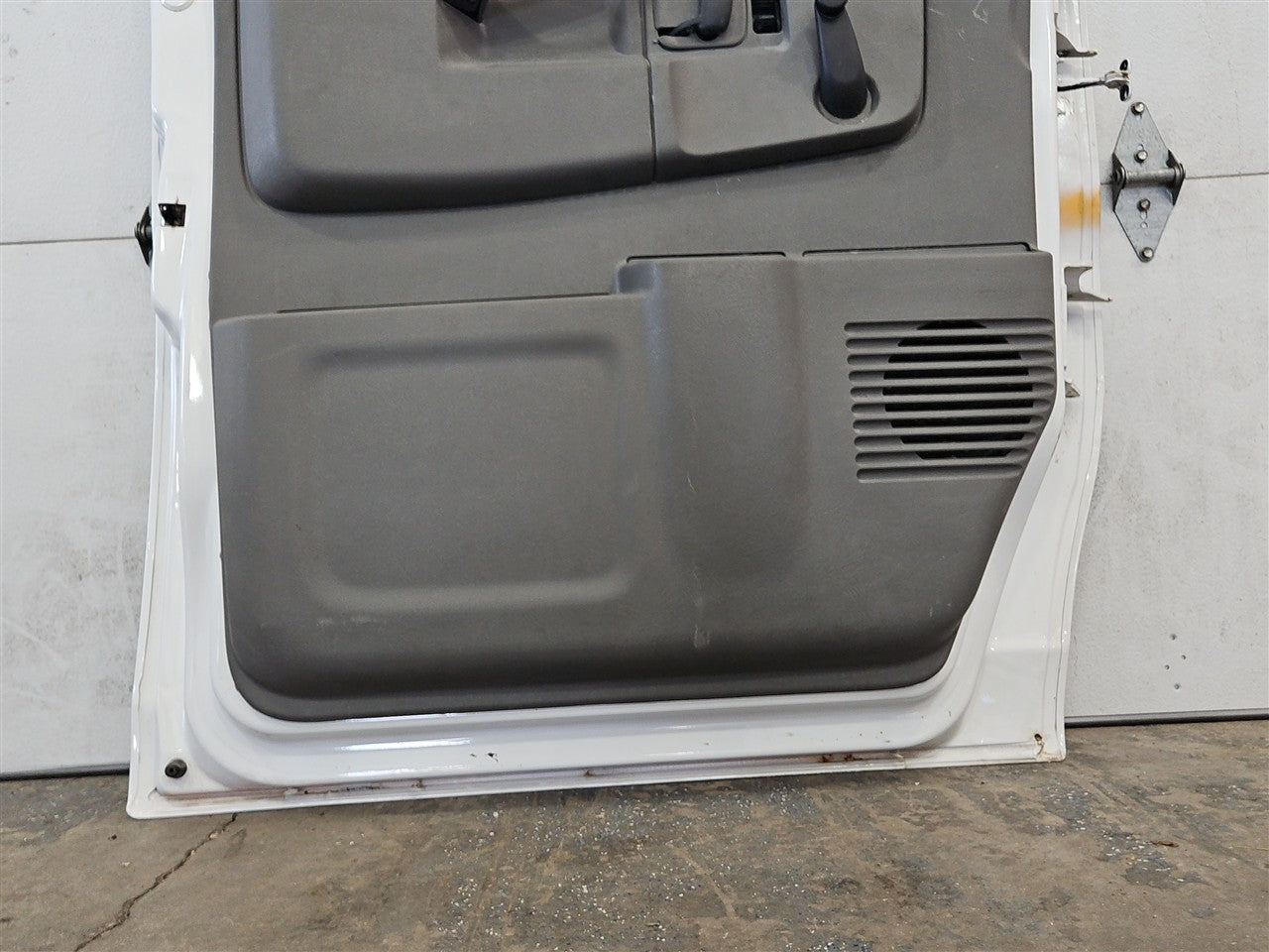 Used OEM 2016-2024 EXPRESS 2500 VAN EXPRESS 3500 VAN SAVANA 2500 VAN, actual item photo 19