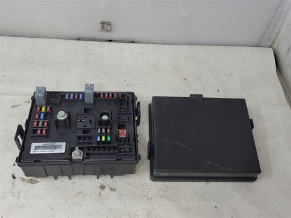 Used OEM 2021-2024 EXPRESS SAVANA INTERIOR CABIN FUSE BOX 84816382, actual item photo 1
