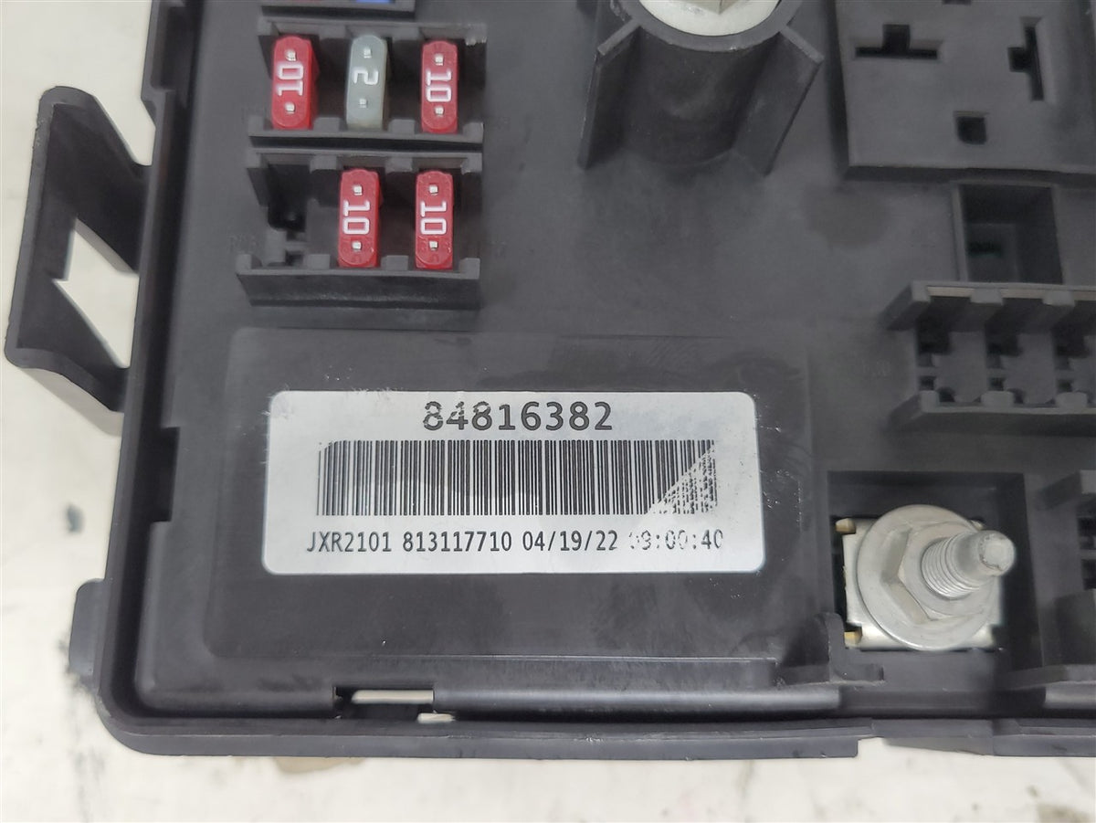 Used OEM 2021-2024 EXPRESS SAVANA INTERIOR CABIN FUSE BOX 84816382, actual item photo 3