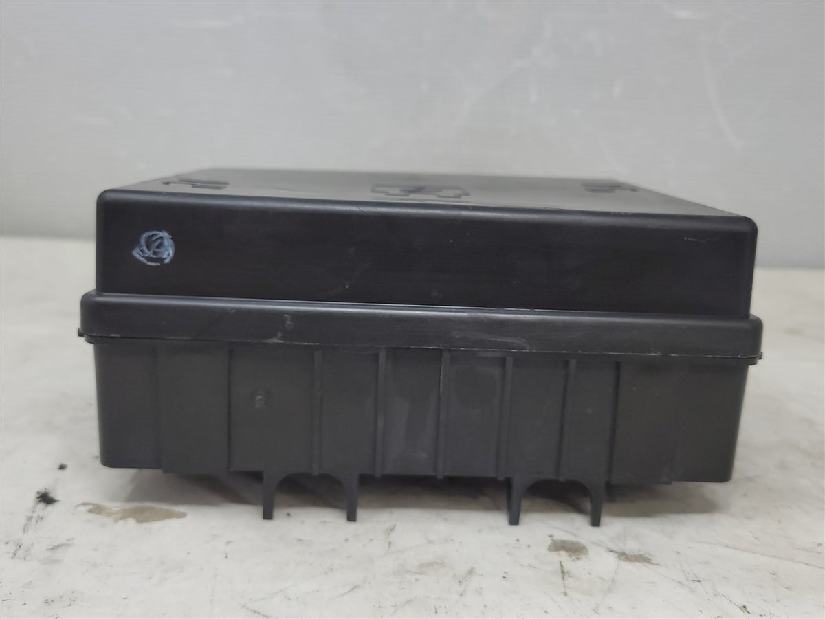 Used OEM 2021-2024 EXPRESS SAVANA INTERIOR CABIN FUSE BOX 84816382, actual item photo 5