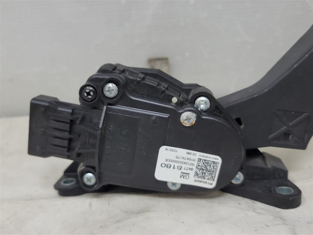 Used OEM 2020-2022 EXPRESS SAVANA GAS PEDAL THROTTLE POSITION SENSOR, actual item photo 2