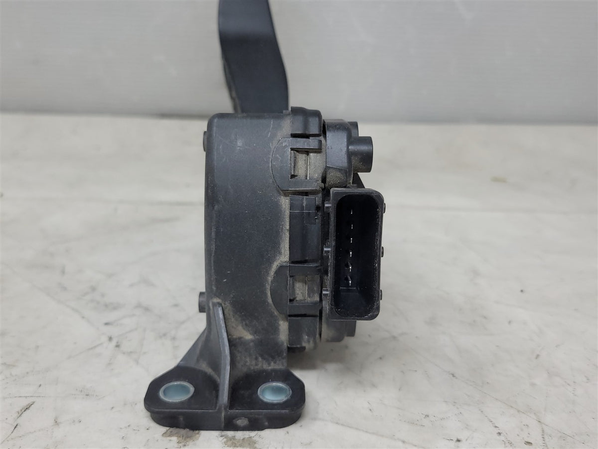 Used OEM 2020-2022 EXPRESS SAVANA GAS PEDAL THROTTLE POSITION SENSOR, actual item photo 3