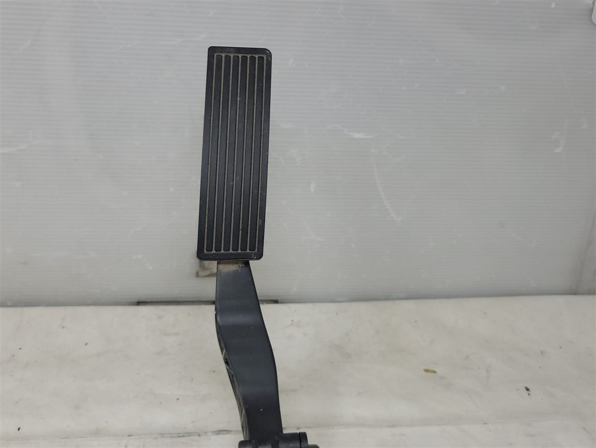 Used OEM 2020-2022 EXPRESS SAVANA GAS PEDAL THROTTLE POSITION SENSOR, actual item photo 5