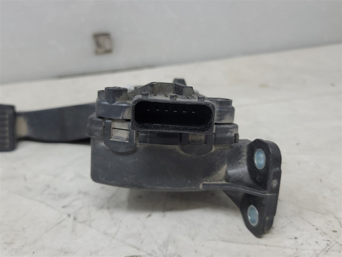 Used OEM 2020-2022 EXPRESS SAVANA GAS PEDAL THROTTLE POSITION SENSOR, actual item photo 8