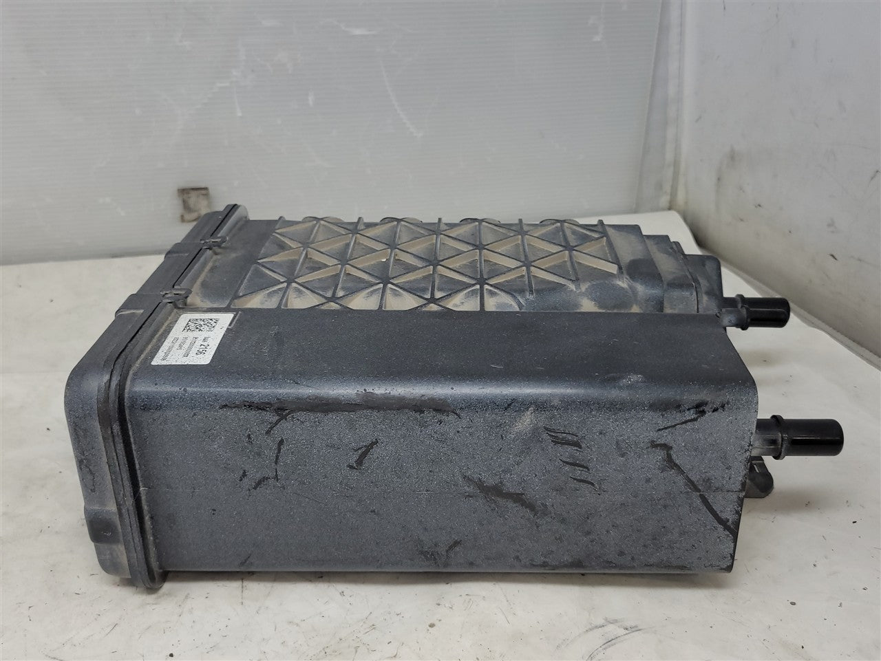 Used OEM 2021-2024 EXPRESS SAVANA EVAP FUEL VAPOR CHARCOAL CANISTER, actual item photo 3