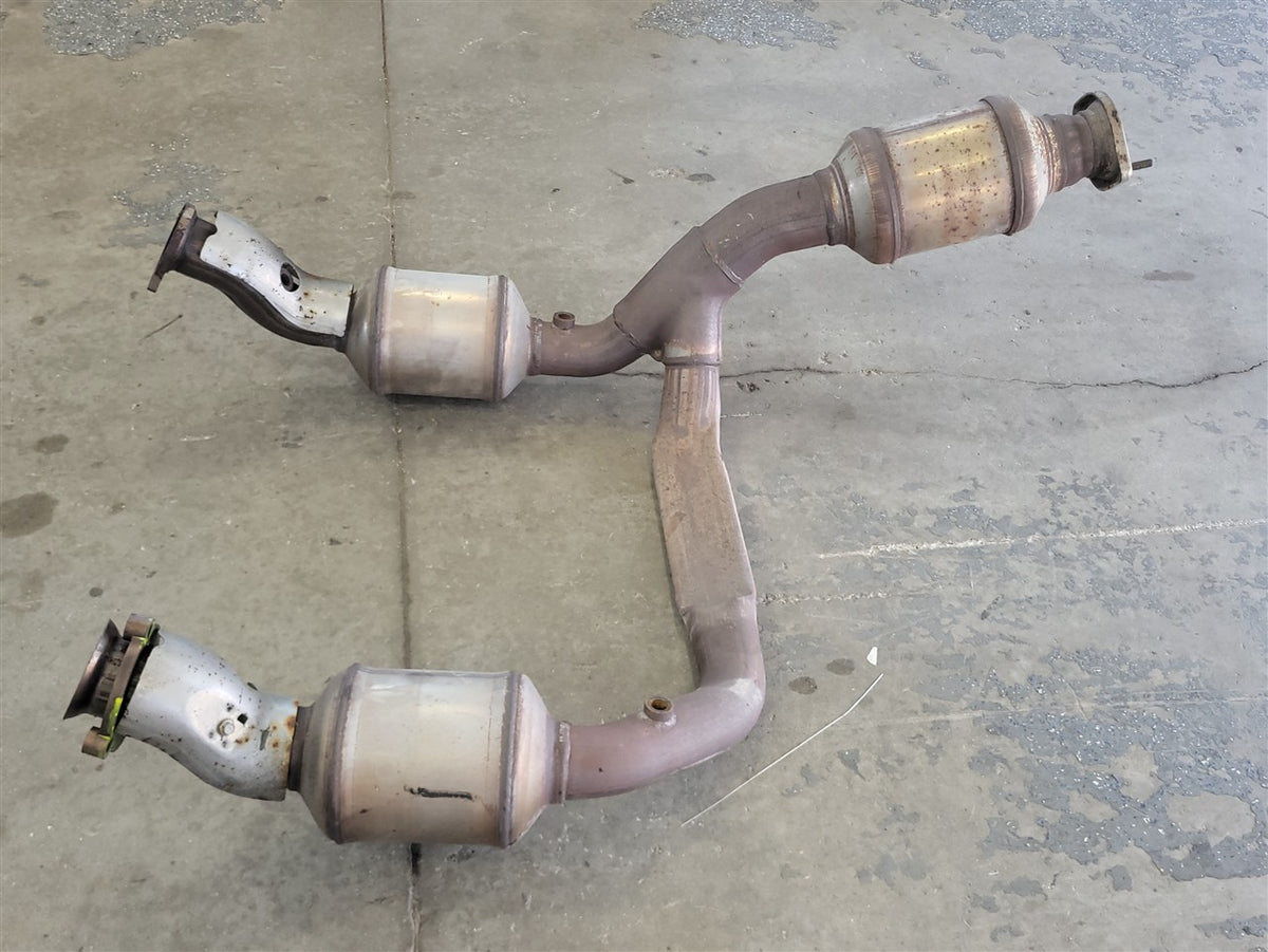 Used OEM 2021-2023 EXPRESS SAVANA EXHAUST Y PIPE 6 6L L8T 5K MILES, actual item photo 9