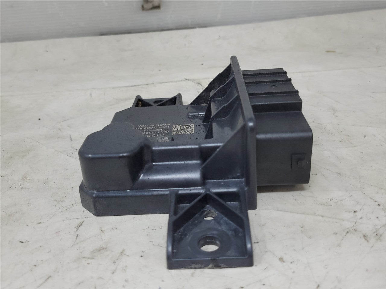 Used OEM 2021-2024 EXPRESS 3500 VAN FUEL PUMP CONTROL MODULE 13545846, actual item photo 3