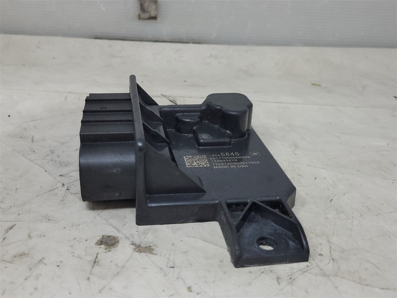 Used OEM 2021-2024 EXPRESS 3500 VAN FUEL PUMP CONTROL MODULE 13545846, actual item photo 5