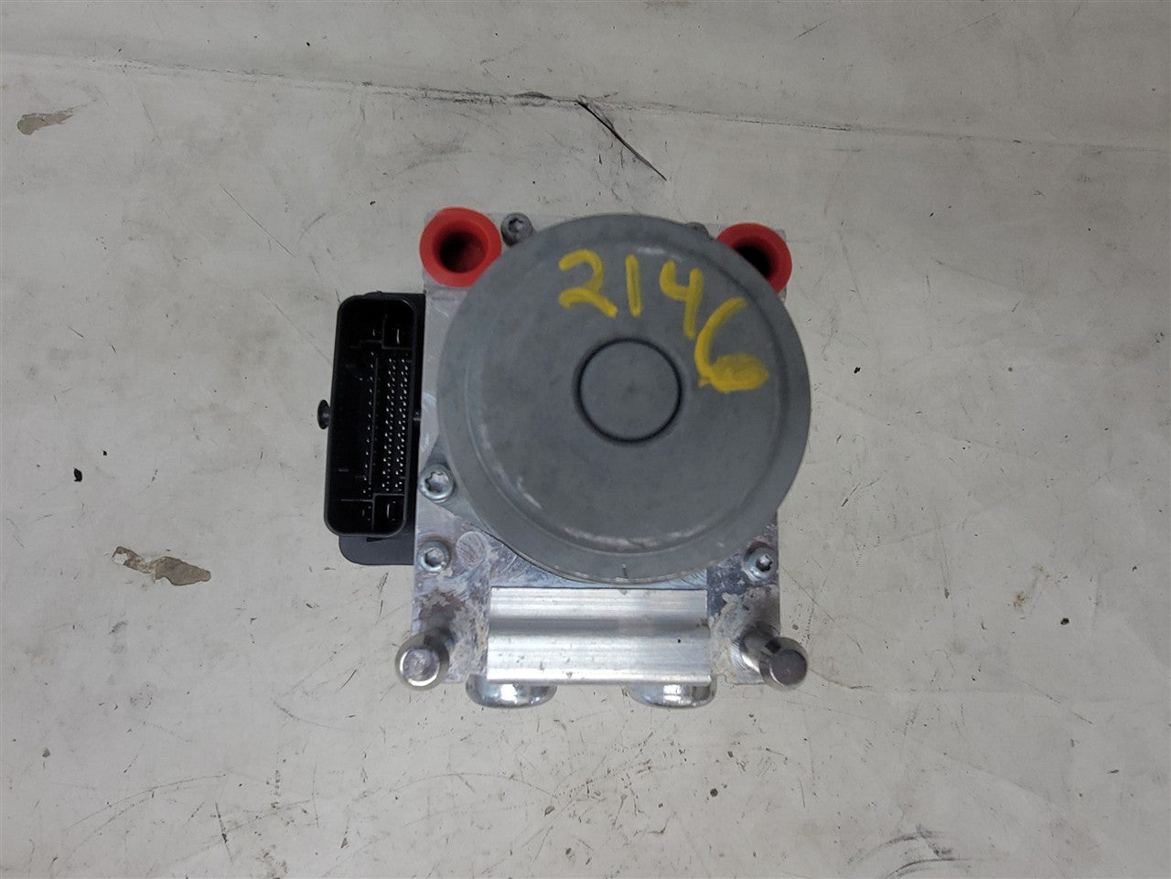 Used OEM 2018-2024 EXPRESS 2500 3500 SAVANA 2500 3500 VAN ABS BRAKE, actual item photo 2
