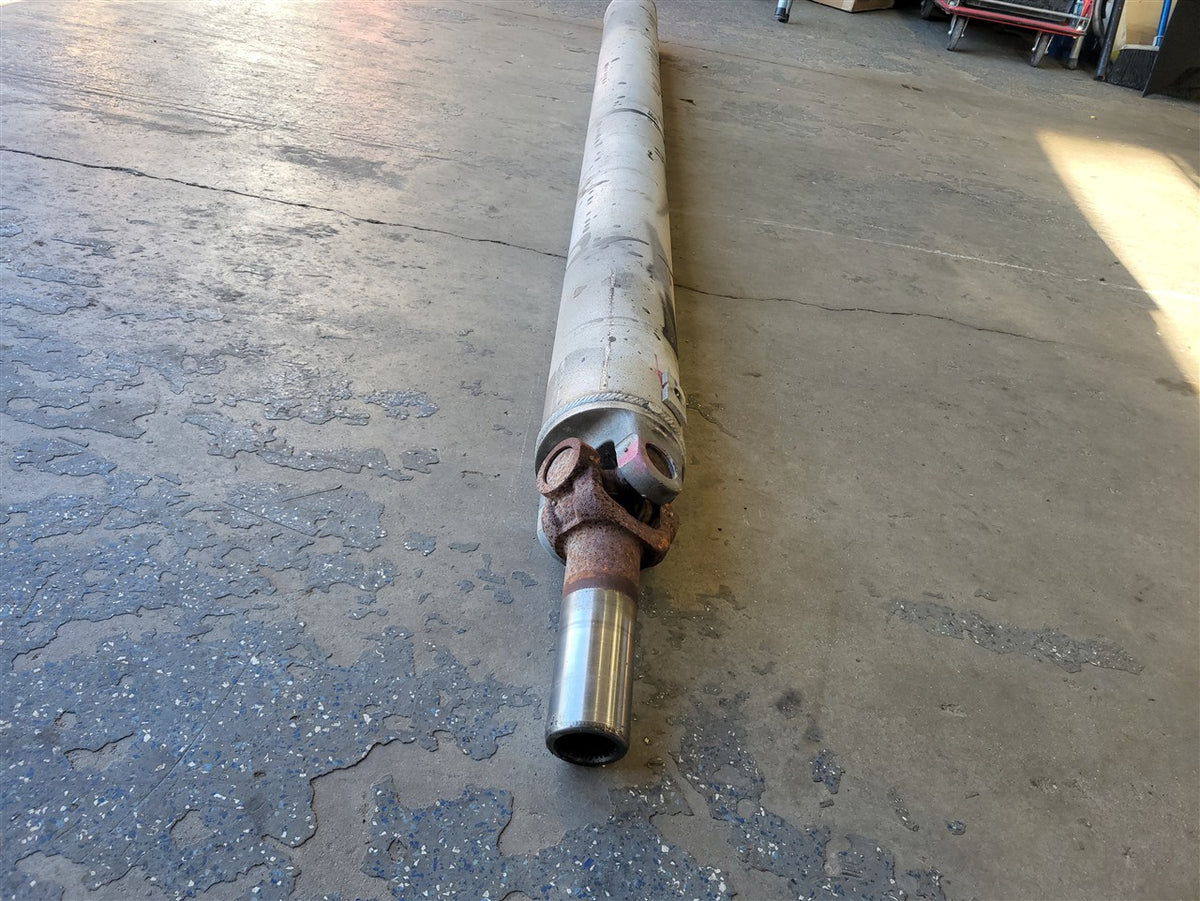 Used OEM 2021-2024 EXPRESS 3500 VAN SAVANA 3500 VAN 1 PIECE DRIVE, actual item photo 6