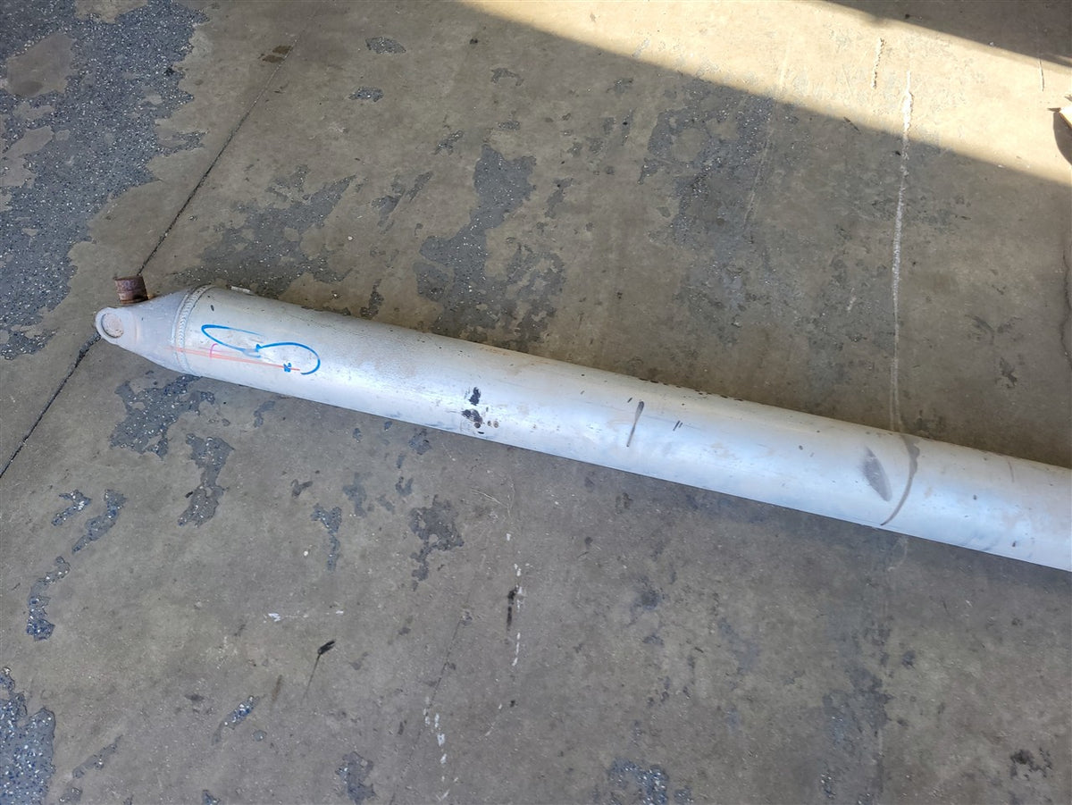 Used OEM 2021-2024 EXPRESS 3500 VAN SAVANA 3500 VAN 1 PIECE DRIVE, actual item photo 8