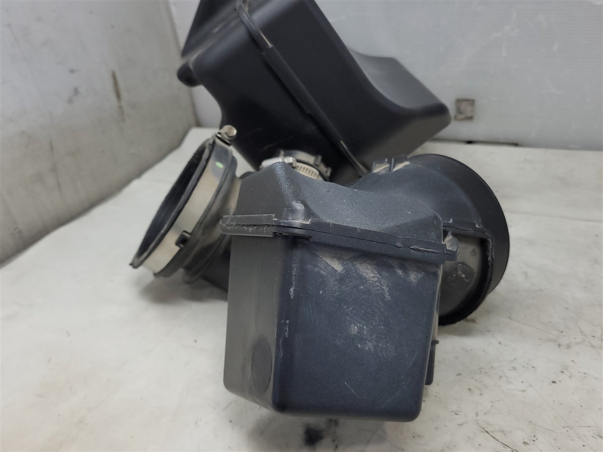 Used OEM 2018-2024 EXPRESS 2500/3500 VAN SAVANA 2500/3500 VAN AIR, actual item photo 3