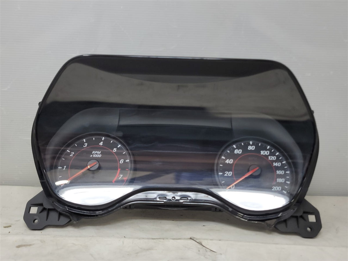 Used OEM 2016 CAMARO SS SPEEDOMETER CLUSTER 84055876, actual item photo 2