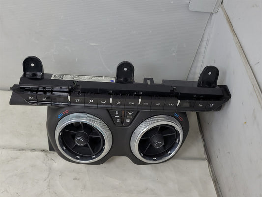 Used OEM 2016-2017 CAMARO DUAL ZONE CLIMATE CONTROL HEATER AC SWITCH, actual item photo 2